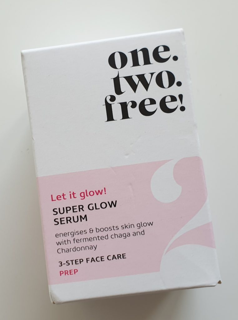 one.two.free Super Glow Serum